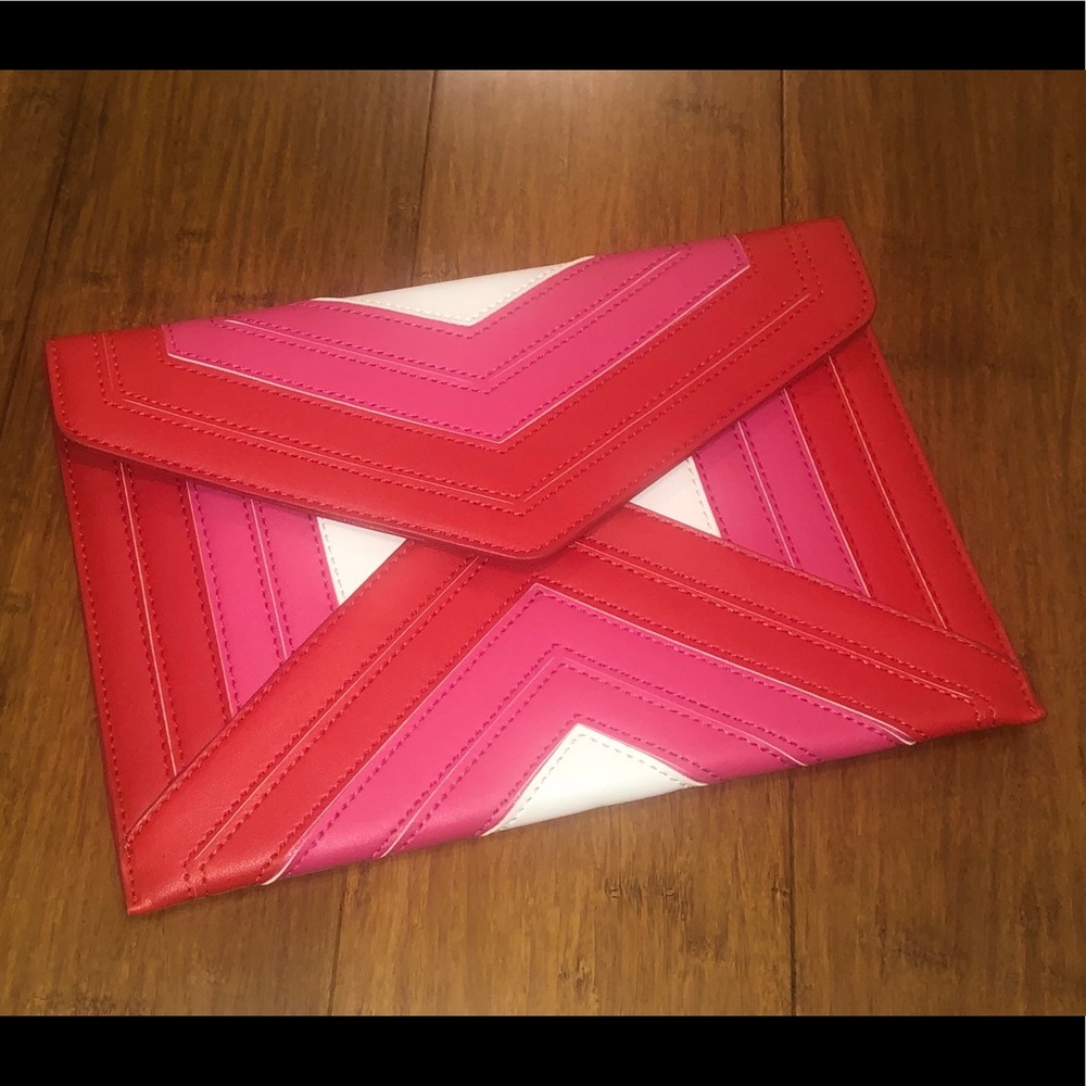 Envelope clutch